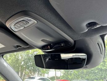 VOLVO XC40 1.5 T3 [163] R Design 5Dr Geartronic