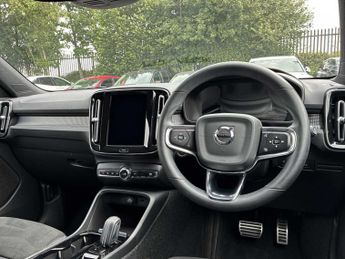 VOLVO XC40 1.5 T3 [163] R Design 5Dr Geartronic