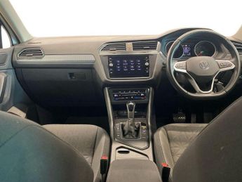 VOLKSWAGEN TIGUAN 1.5 Tsi Life Suv 5Dr Petrol Dsg Euro 6 (S/S) (150 Ps)