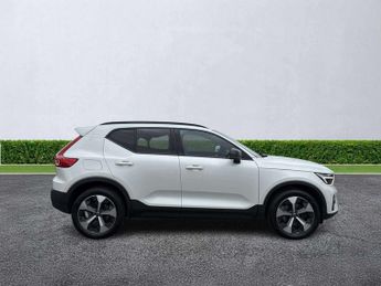 VOLVO XC40 2.0 B4P Ultimate Dark 5Dr Auto