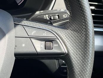 AUDI Q5 2.0 Tdi 40 S Line Suv 5Dr Diesel S Tronic Quattro Euro 6 (S/S) (