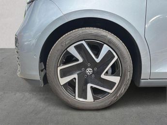 VOLKSWAGEN ID. BUZZ Pro 77Kwh Style Mpv 5Dr Electric Auto (204 Ps)