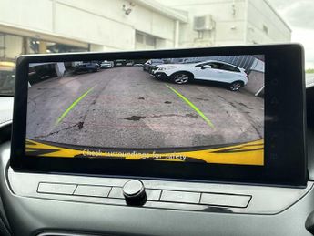 NISSAN JUKE 1.0 Dig-T N-Connecta 5Dr Dct