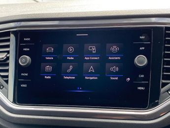 VOLKSWAGEN T-ROC 2.0 Tdi Evo R-Line Suv 5Dr Diesel Dsg Euro 6 (S/S) (150 Ps)