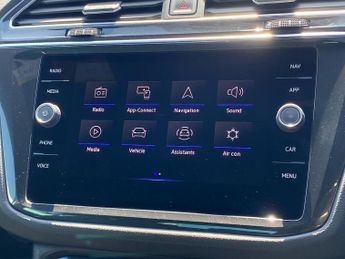 VOLKSWAGEN TIGUAN 1.5 Tsi R-Line Edition Suv 5Dr Petrol Dsg Euro 6 (S/S) (150 Ps)