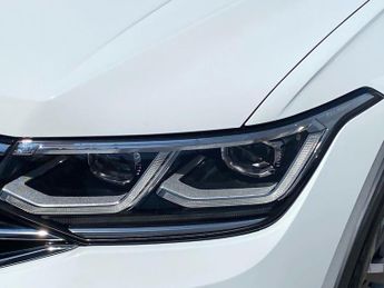 VOLKSWAGEN TIGUAN 1.5 Tsi R-Line Edition Suv 5Dr Petrol Dsg Euro 6 (S/S) (150 Ps)