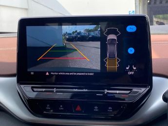 VOLKSWAGEN ID.4 Pro Performance 77Kwh Family Suv 5Dr Electric Auto (204 Ps)