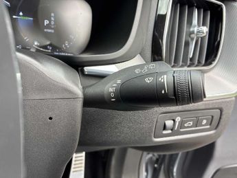 VOLVO XC60 2.0 T8 [390] Hybrid R Design 5Dr Awd Geartronic