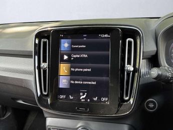 VOLVO XC40 2.0 B4P R Design Pro 5Dr Auto