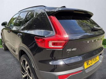 VOLVO XC40 2.0 B4P R Design Pro 5Dr Auto
