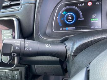 NISSAN LEAF 39Kwh Tekna Hatchback 5Dr Electric Auto (150 Ps)