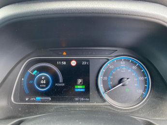 NISSAN LEAF 39Kwh N-Connecta Hatchback 5Dr Electric Auto (150 Ps)