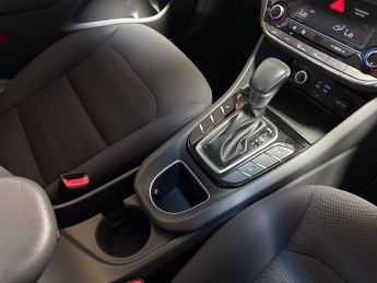 HYUNDAI IONIQ 1.6 H-Gdi Premium Hatchback 5Dr Petrol Hybrid Dct Euro 6 (S/S) (