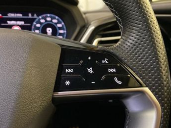 AUDI Q4 50 S Line Suv 5Dr Electric Auto Quattro 82Kwh (299 Ps)