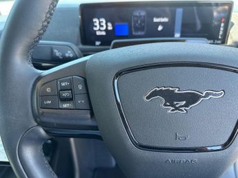 FORD MUSTANG MACH-E Standard Range 70Kwh Suv 5Dr Electric Automatic (269 Ps)