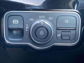 MERCEDES-BENZ A CLASS A180 Sport Executive Edition 5Dr Auto