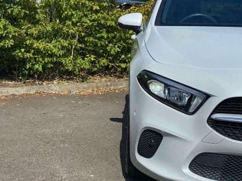 MERCEDES-BENZ A CLASS A180 Sport Executive Edition 5Dr Auto