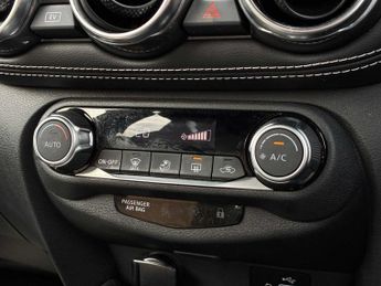 NISSAN JUKE 1.6 Hybrid N-Connecta 5Dr Auto