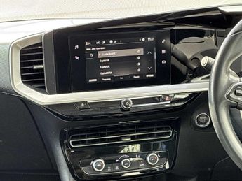 VAUXHALL MOKKA 100Kw Se Premium 50Kwh 5Dr Auto