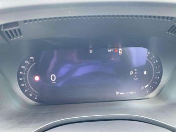VOLVO XC60 2.0 B5P Core 5Dr Awd Geartronic