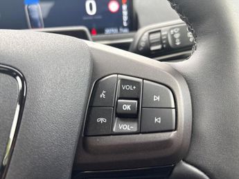 FORD MUSTANG MACH-E 198Kw Select 70Kwh Rwd 5Dr Auto