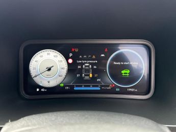 HYUNDAI KONA 1.6 H-Gdi Premium Suv 5Dr Petrol Hybrid Dct Euro 6 (S/S) (141 Ps