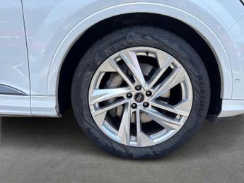 AUDI Q7 45 Tdi Quattro S Line 5Dr Tiptronic