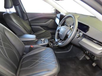 FORD MUSTANG MACH-E 198Kw Select 70Kwh Rwd 5Dr Auto