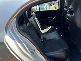 MERCEDES-BENZ A CLASS A200 Amg Line 5Dr Auto
