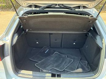 MERCEDES-BENZ A CLASS A200 Amg Line 5Dr Auto