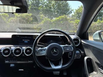 MERCEDES-BENZ A CLASS A200 Amg Line 5Dr Auto