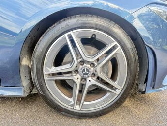 MERCEDES-BENZ CLA Cla 180 Amg Line Premium 4Dr Tip Auto