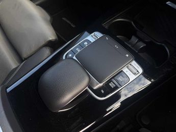 MERCEDES-BENZ CLA Cla 180 Amg Line Premium 4Dr Tip Auto