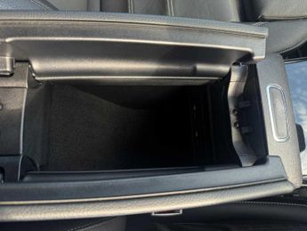 MERCEDES-BENZ CLA Cla 180 Amg Line Premium 4Dr Tip Auto
