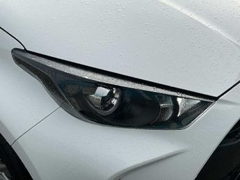 TOYOTA YARIS 1.5 Hybrid Icon 5Dr Cvt
