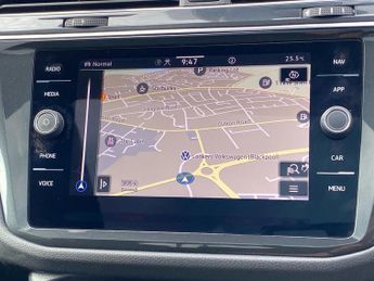 VOLKSWAGEN TIGUAN 1.5 Tsi Black Edition Suv 5Dr Petrol Dsg Euro 6 (S/S) (150 Ps)