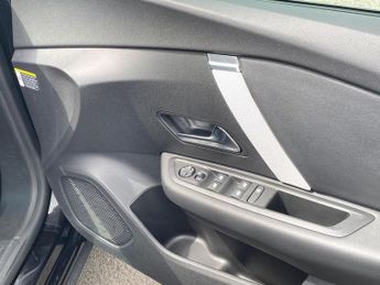 CITROEN C4 1.2 Puretech Max Hatchback 5Dr Petrol Eat8 Euro 6 (S/S) (130 Ps)