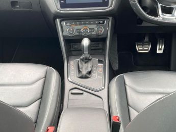 VOLKSWAGEN TIGUAN 2.0 Tdi 150 R-Line 5Dr Dsg