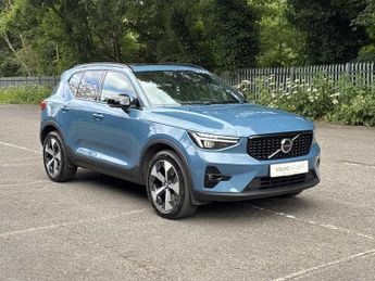 Volvo XC40 2.0 B4P Ultimate Dark 5Dr Auto