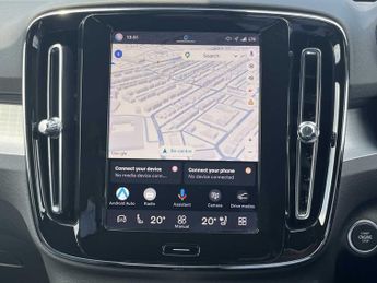 VOLVO XC40 2.0 B4P Plus Dark 5Dr Auto