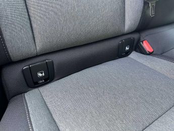 VOLVO XC40 2.0 B4P Plus Dark 5Dr Auto