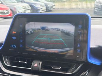 TOYOTA C-HR 1.8 Vvt-H Dynamic Suv 5Dr Petrol Hybrid Cvt Euro 6 (S/S) (122 Ps