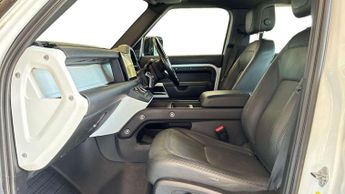 LAND ROVER DEFENDER 3.0 D300 Hse 110 5Dr Auto