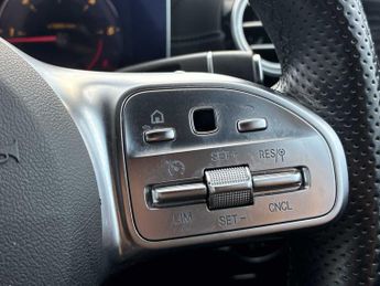 MERCEDES-BENZ E CLASS E220D Amg Line Night Edition 4Dr 9G-Tronic