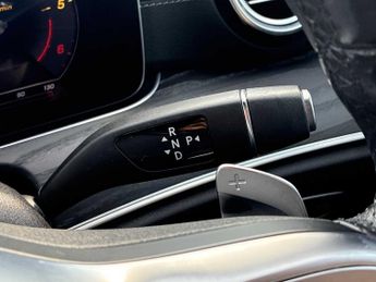 MERCEDES-BENZ E CLASS E220D Amg Line Night Edition 4Dr 9G-Tronic