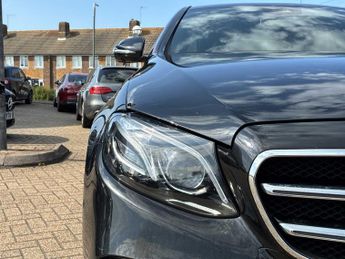 MERCEDES-BENZ E CLASS E220D Amg Line Night Edition 4Dr 9G-Tronic