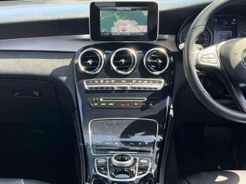 MERCEDES-BENZ GLC Glc 250 4Matic Urban Edition 5Dr 9G-Tronic