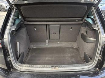 SKODA KAROQ 1.5 Tsi Sportline 5Dr Dsg