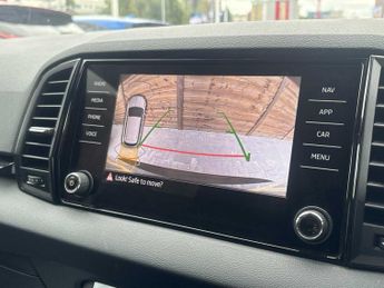 SKODA KAROQ 1.5 Tsi Sportline 5Dr Dsg