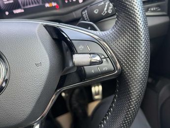 SKODA KAROQ 1.5 Tsi Sportline 5Dr Dsg